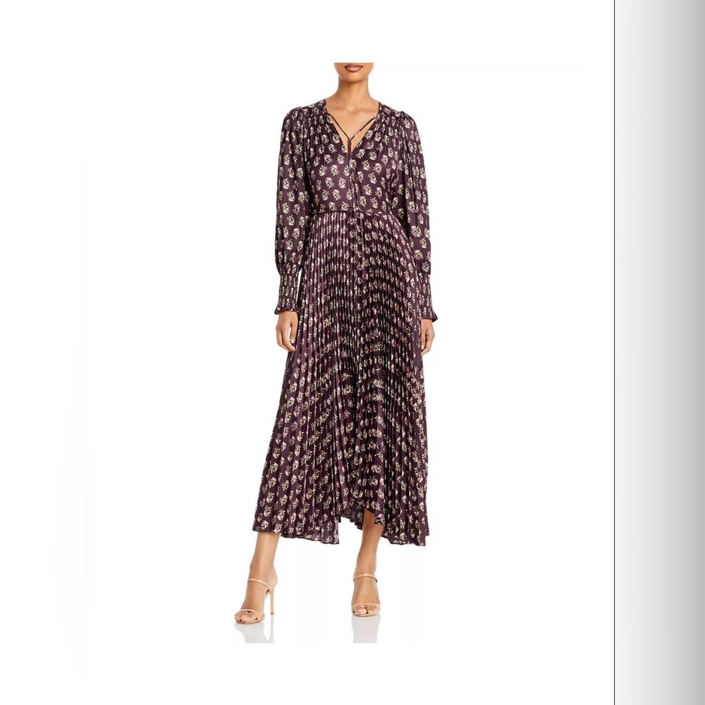 Stunning dress new without tags